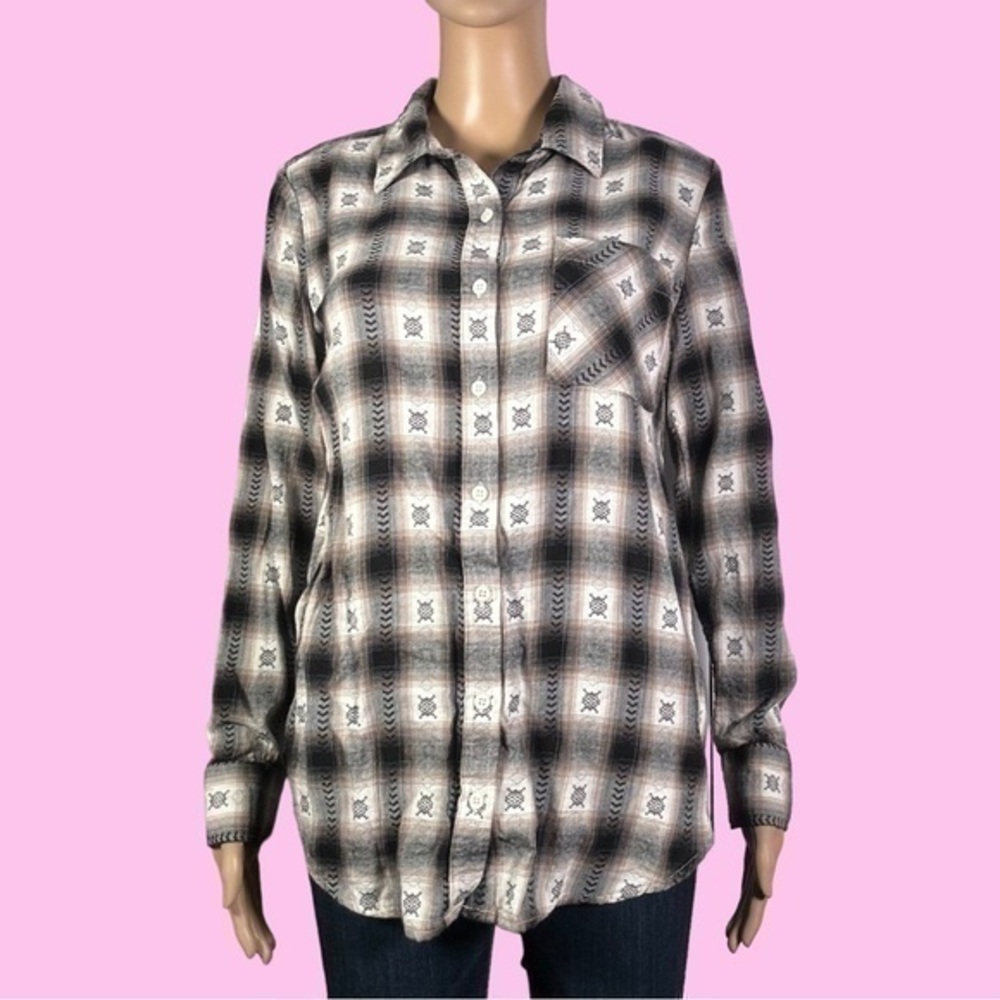 Mudd Western, South Western Print Button Front Shirt Size Medium - "Sue"